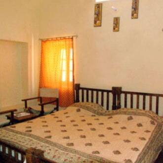 Raj Mahal Palace, Mount Abu 2